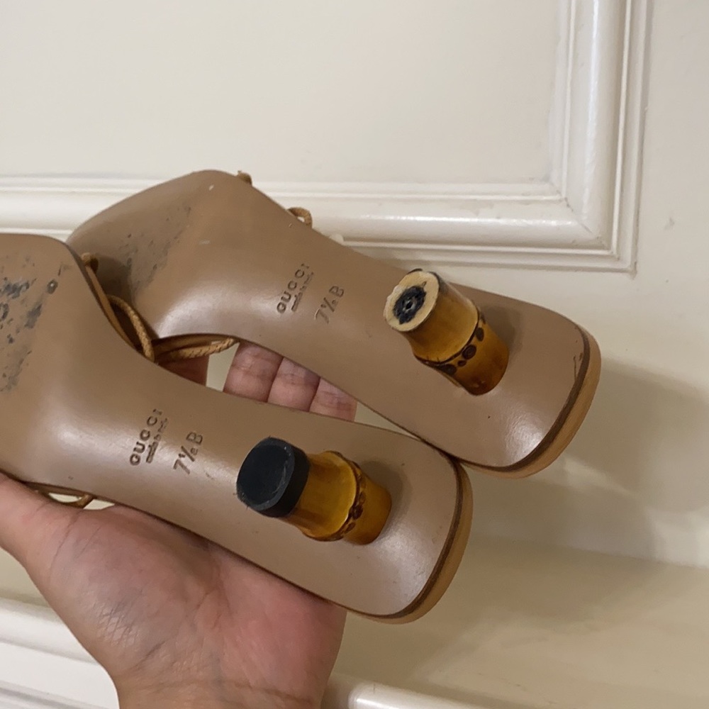 Auth. Vtg Gucci x Tom Ford 2002 tan strappy bamboo slide heels - Picture 6 of 6